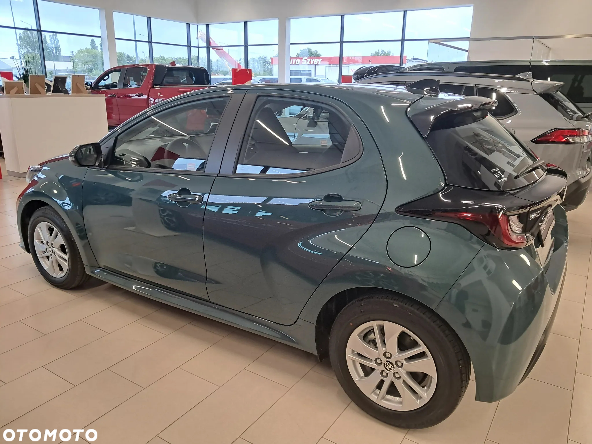 Toyota Yaris Hybrid 1.5 Comfort - 3