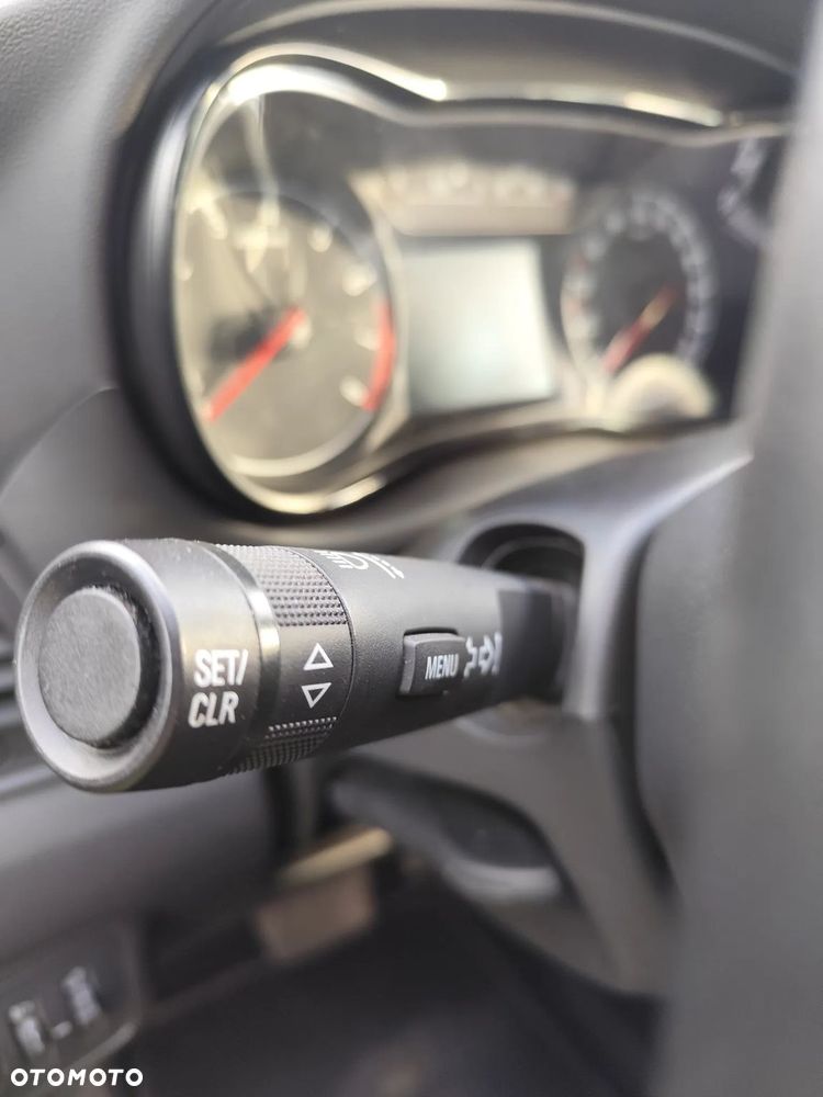 Opel Zafira 1.6 T - 15