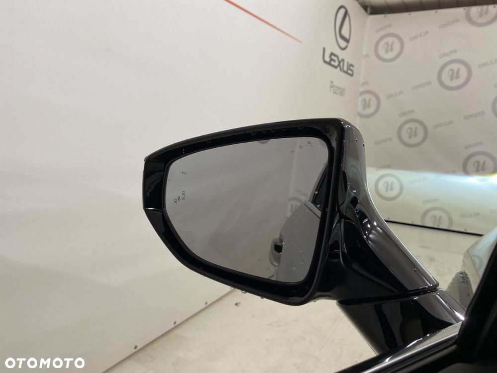 Lexus UX - 14