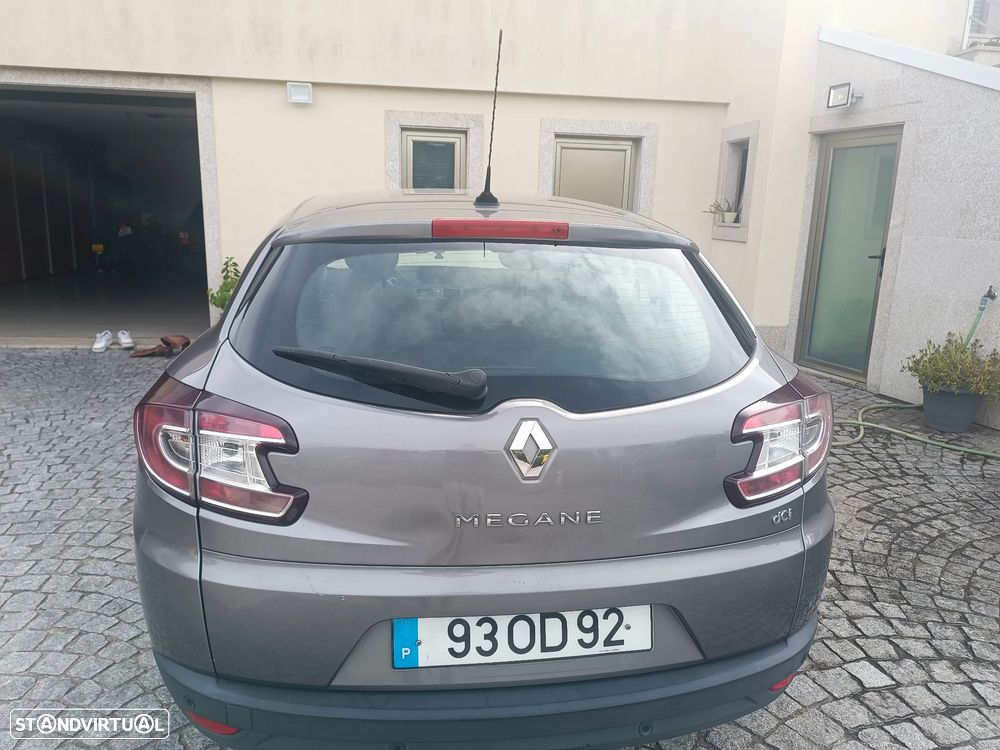 Renault Mégane Sport Tourer 1.5 dCi Dynamique S - 4