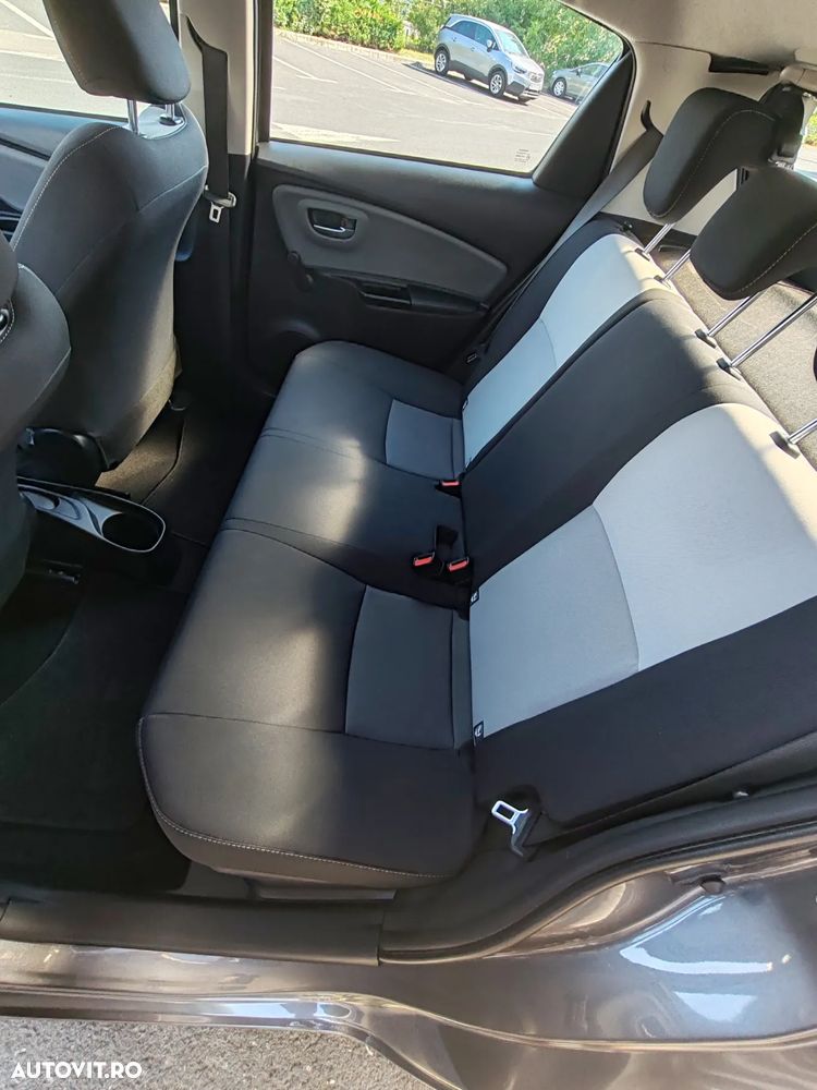 Toyota Yaris - 8