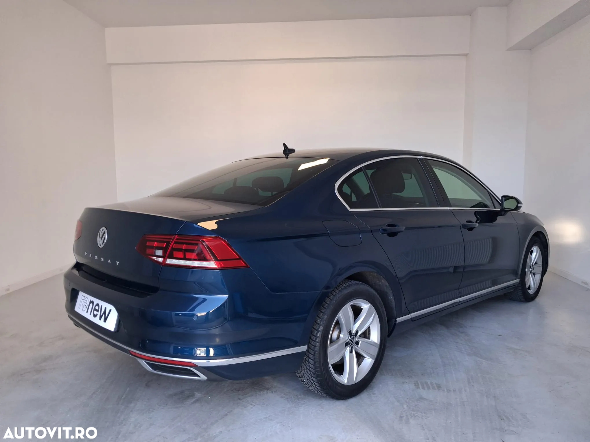 Volkswagen Passat 2.0 TDI DSG Highline - 2