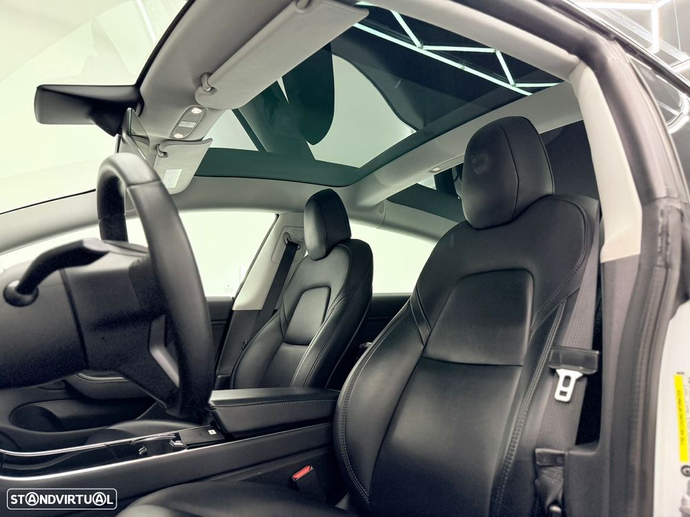 Tesla Model 3 Long-Range Dual Motor AWD - 22