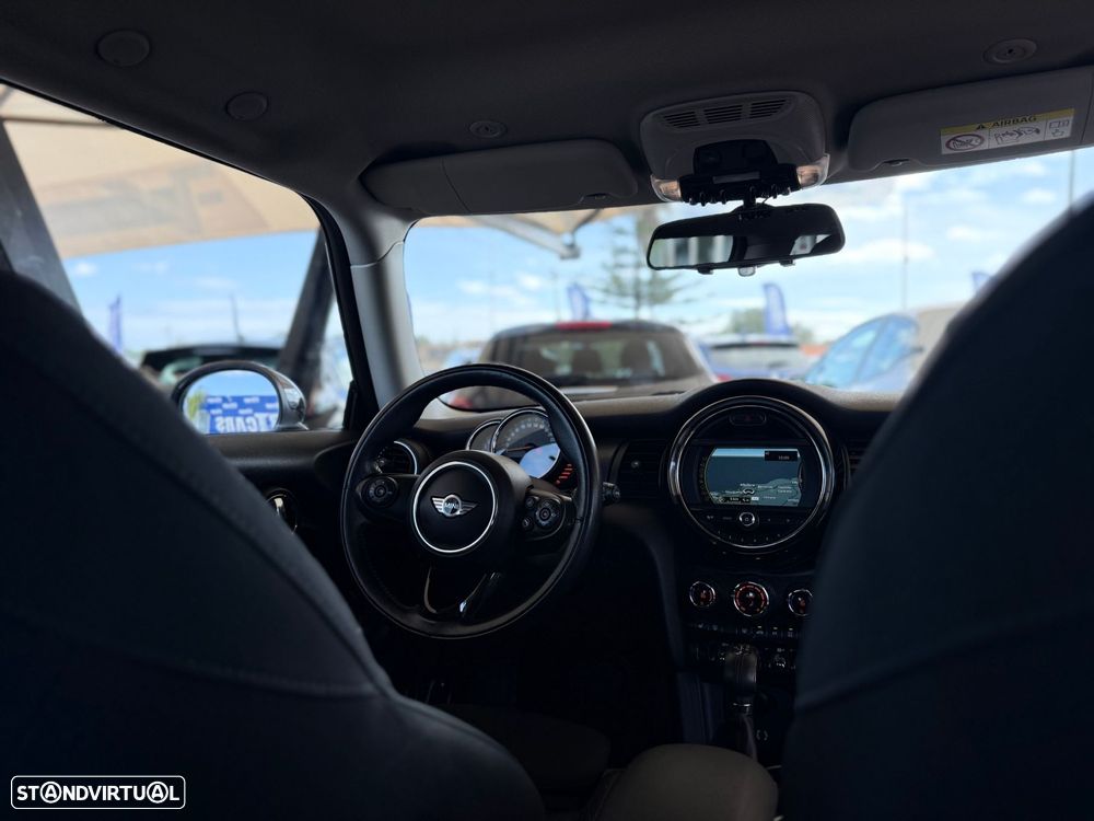 MINI 3 Portas Cooper Auto - 33