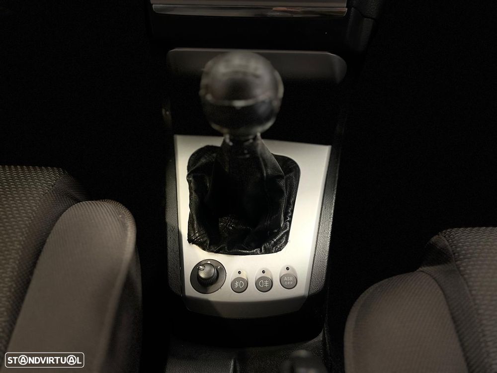 Alfa Romeo 156 Sportwagon 1.9 JTD - 12