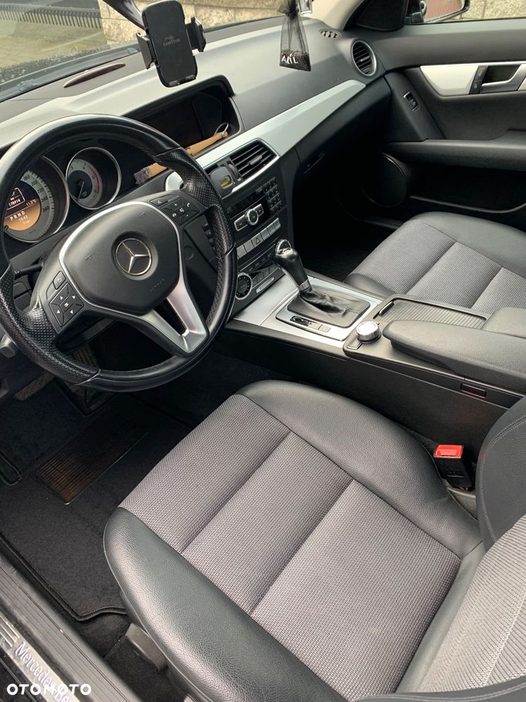 Mercedes-Benz Klasa C 200 CDI DPF Automatik BlueEFFICIENCY Avantgarde - 8