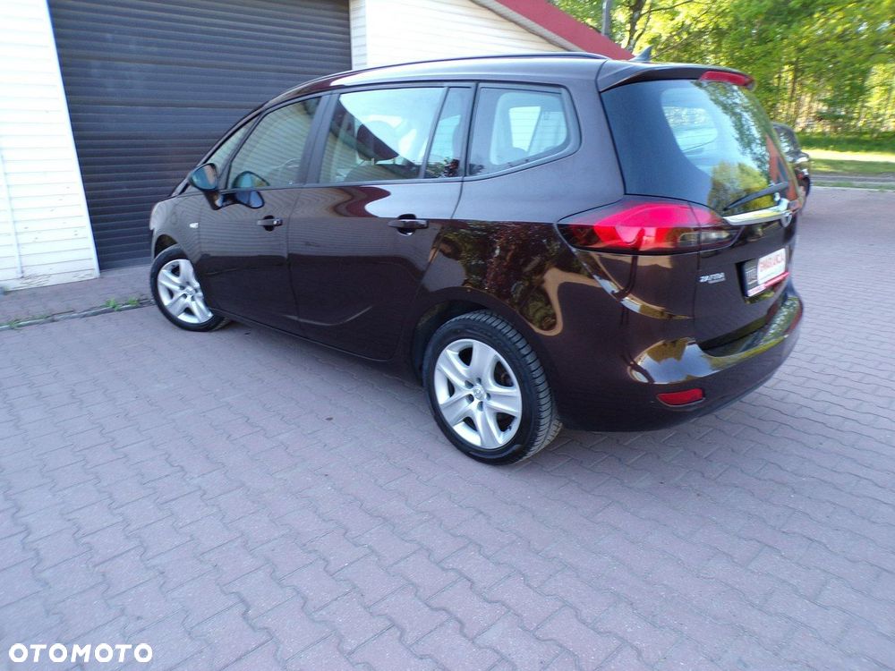 Opel Zafira - 15