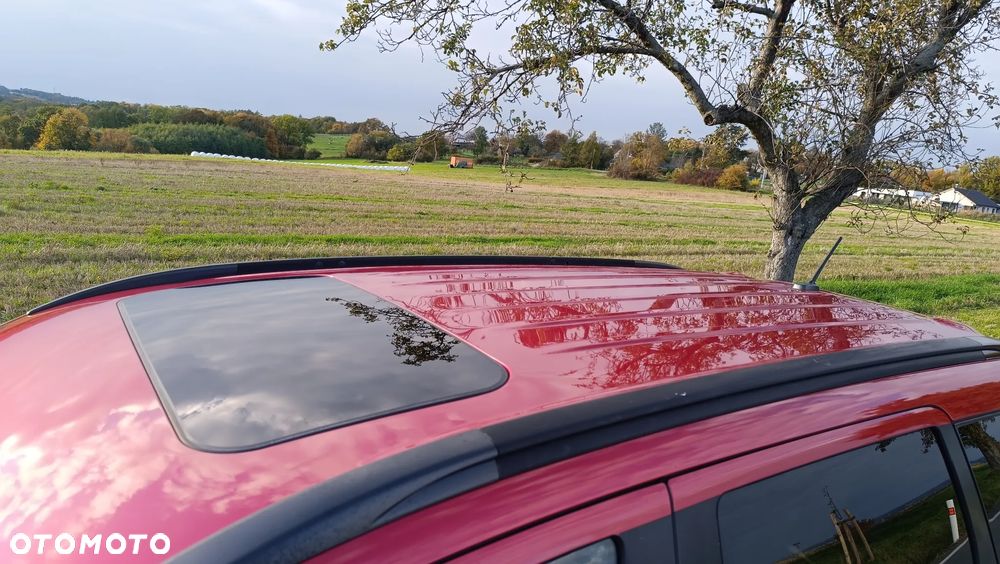 Mitsubishi Outlander - 10