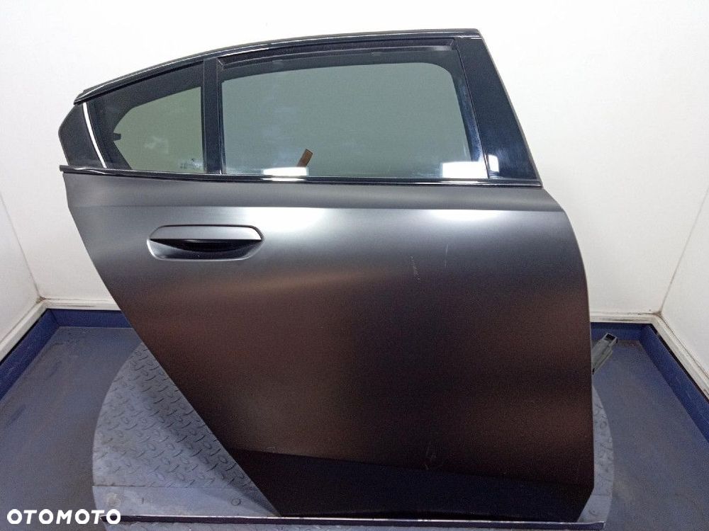 BMW I5 M60 G60 23- SEDAN DRZWI TYŁ PRAWE C64 FROZEN DEEP GREY METALLIC - 1