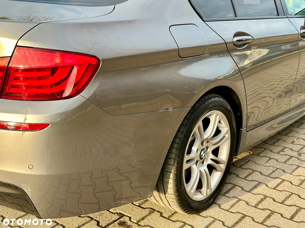 BMW Seria 5 530d Sport-Aut Modern Line - 32