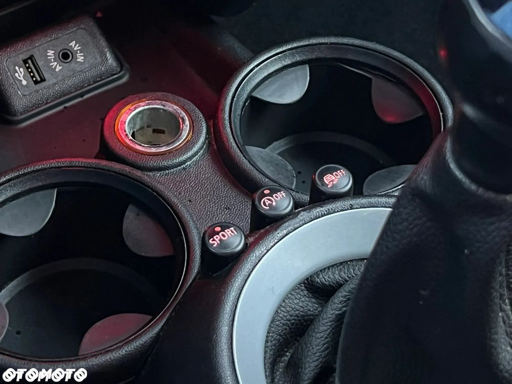 MINI Cooper Standard - 21