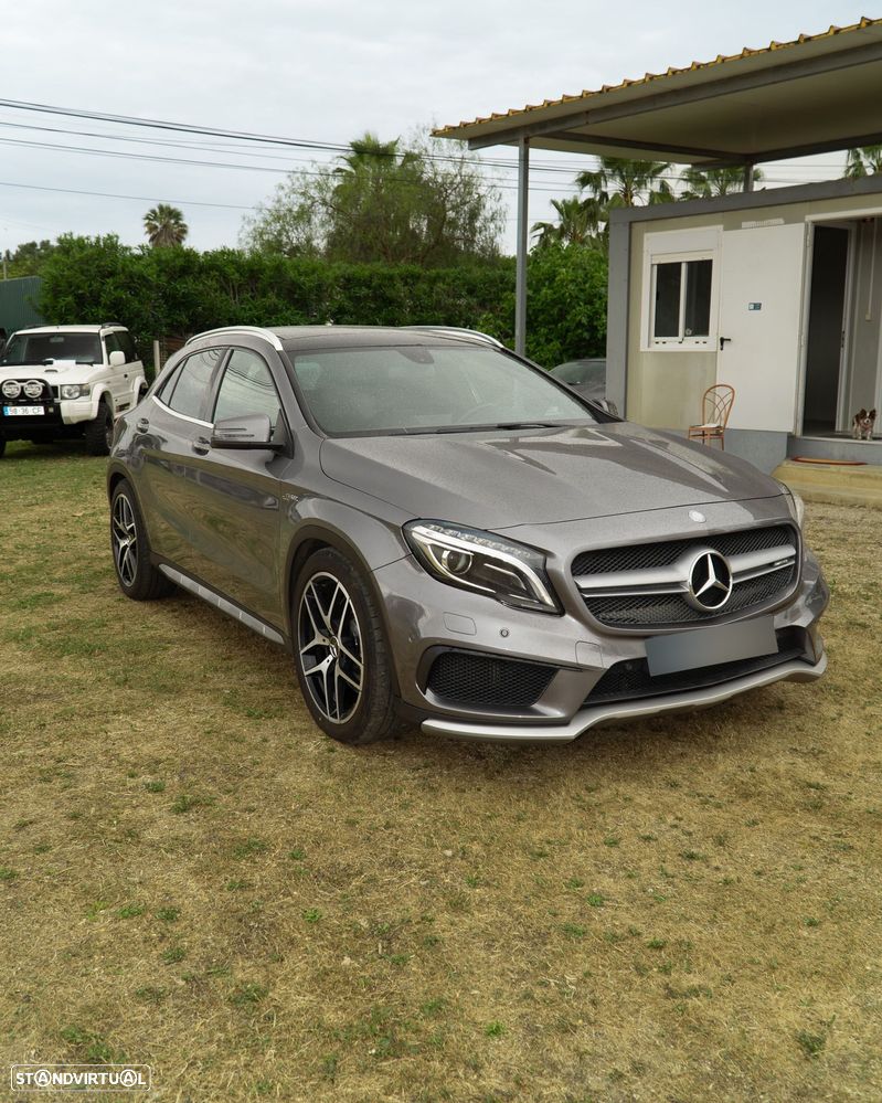 Mercedes-Benz GLA 45 AMG 4-Matic - 9