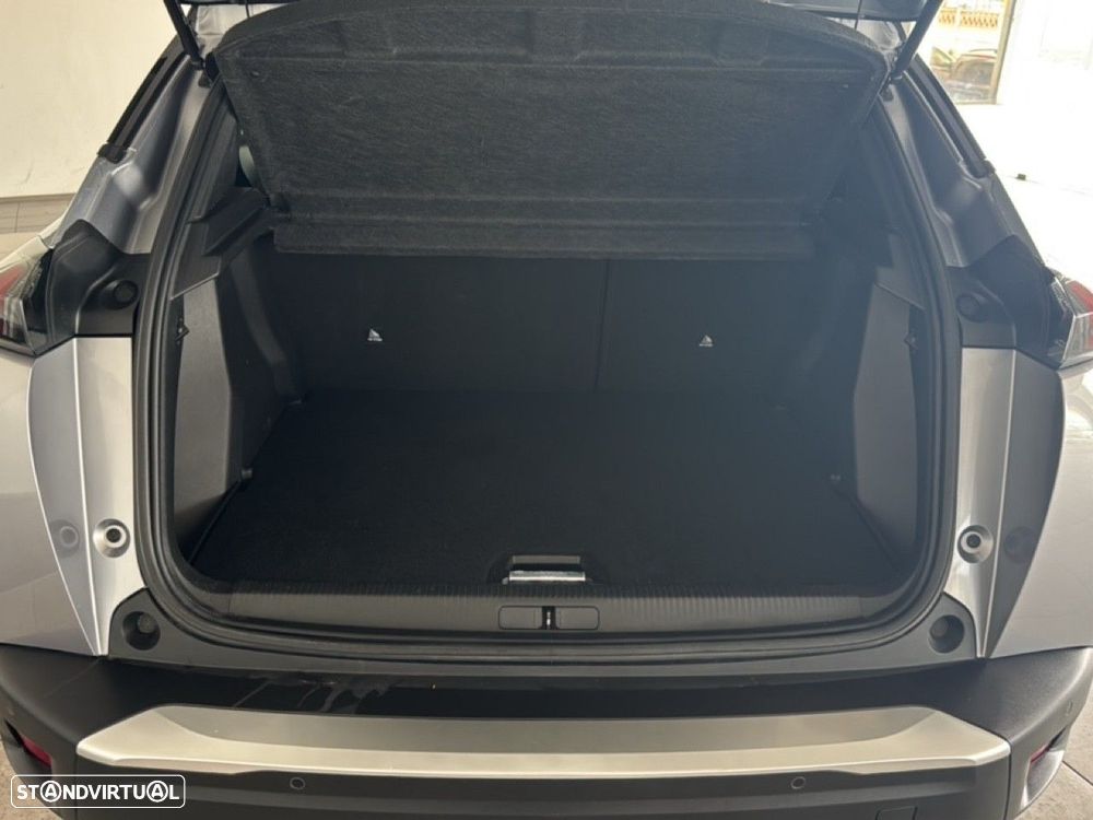 Peugeot 2008 1.2 PureTech GT - 6