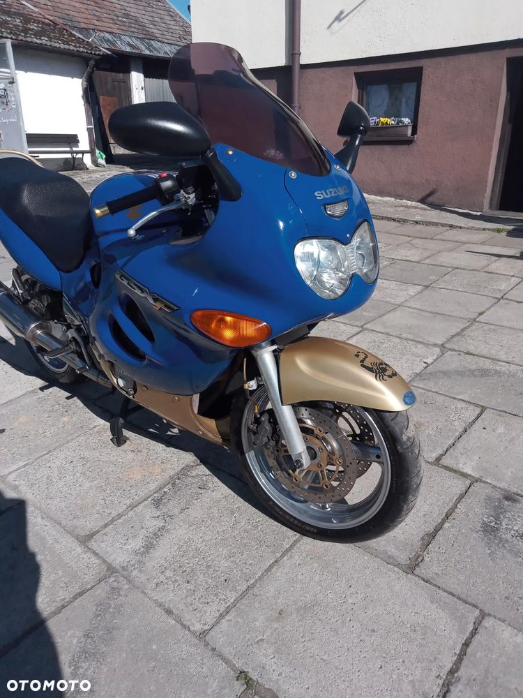Suzuki GSX - 5
