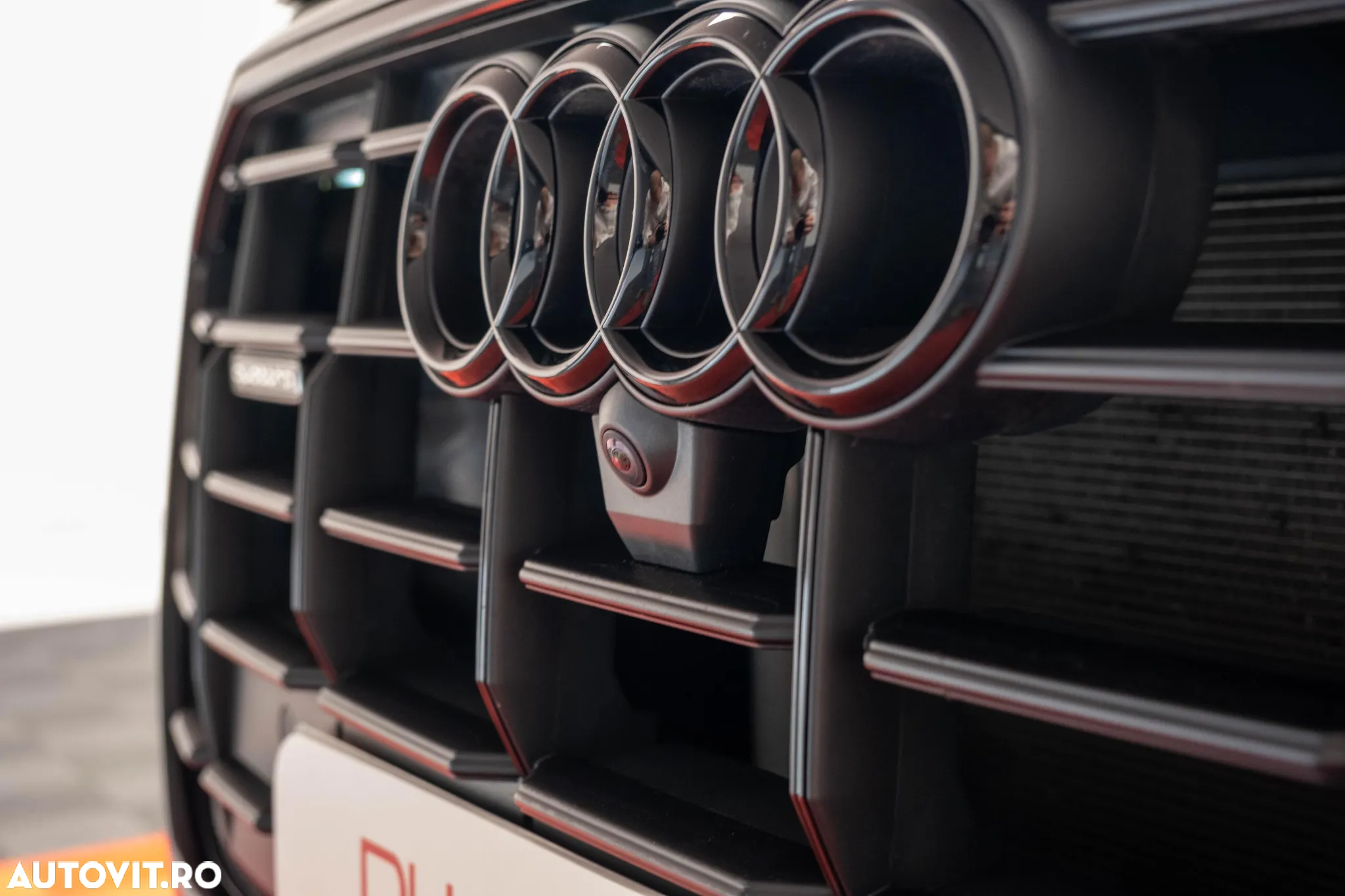 Audi Q8 3.0 55 TFSI quattro Tiptronic MHEV - 5