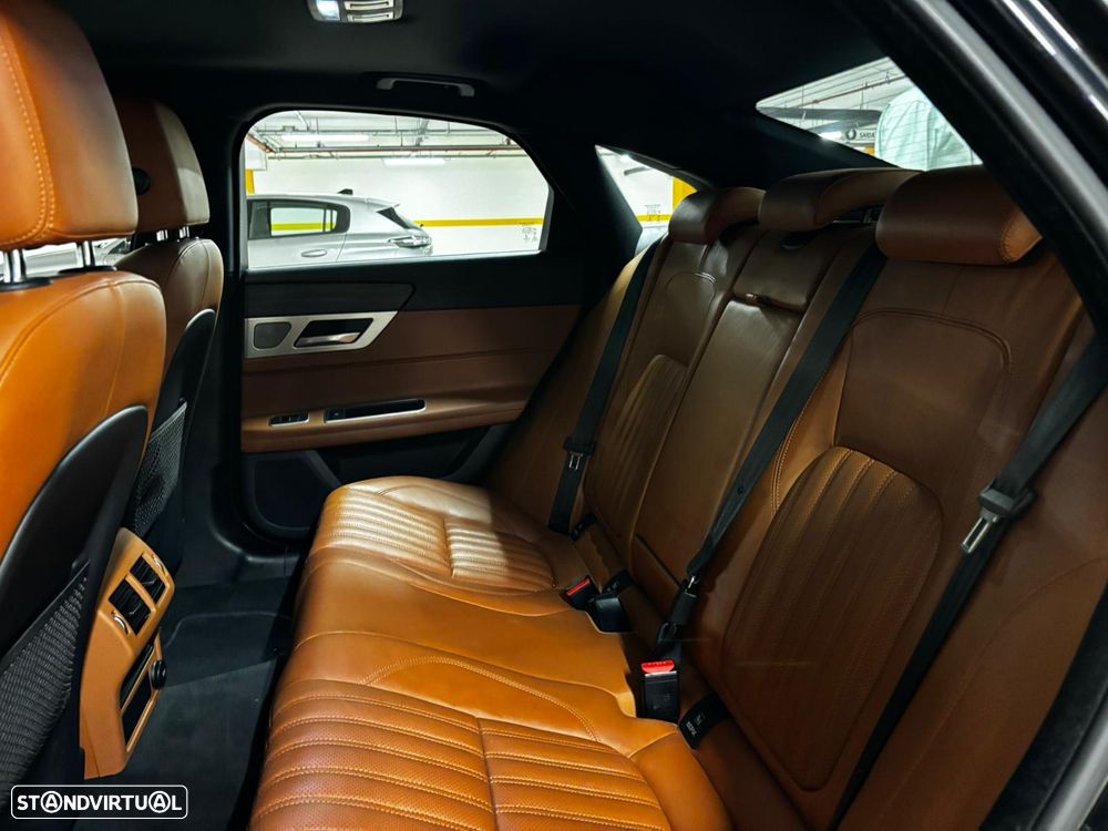 Jaguar XF 20d Aut. Prestige - 15