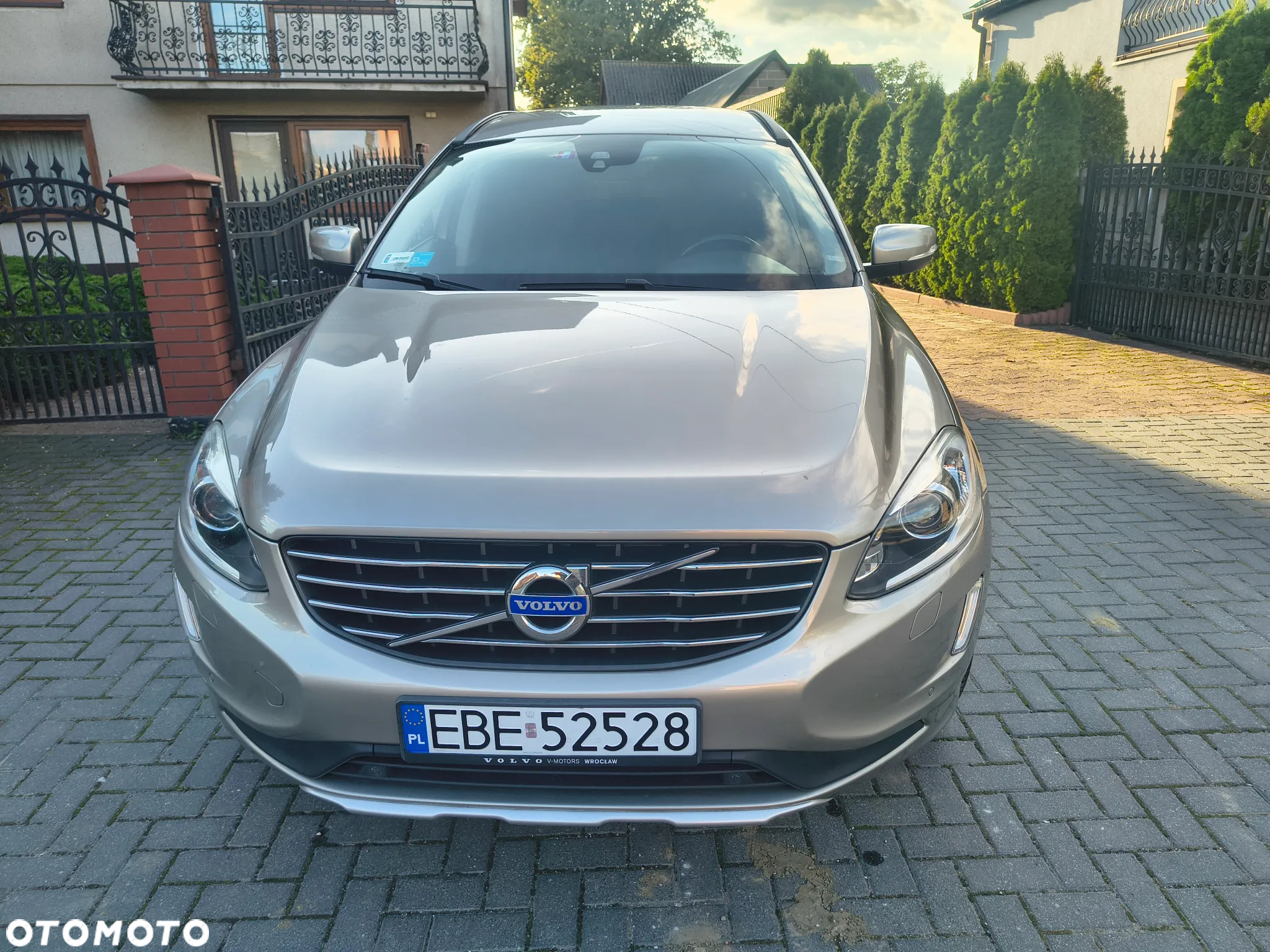 Volvo XC 60 D4 AWD Summum - 2