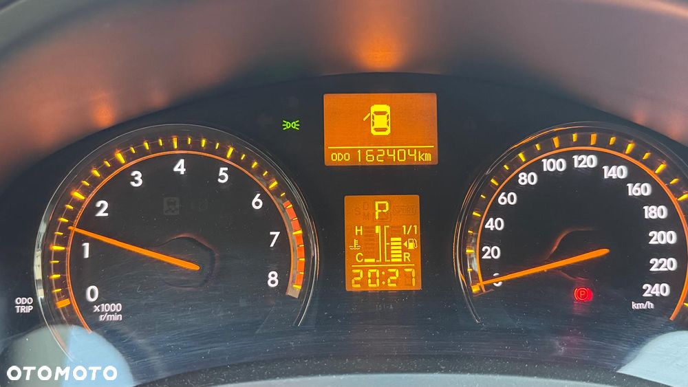 Toyota Avensis 2.0 Prestige MS - 38