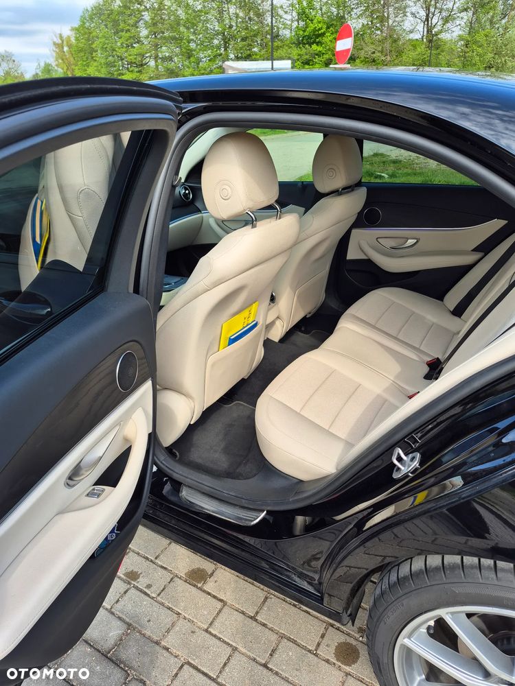 Mercedes-Benz Klasa E 220 d Avantgarde - 11