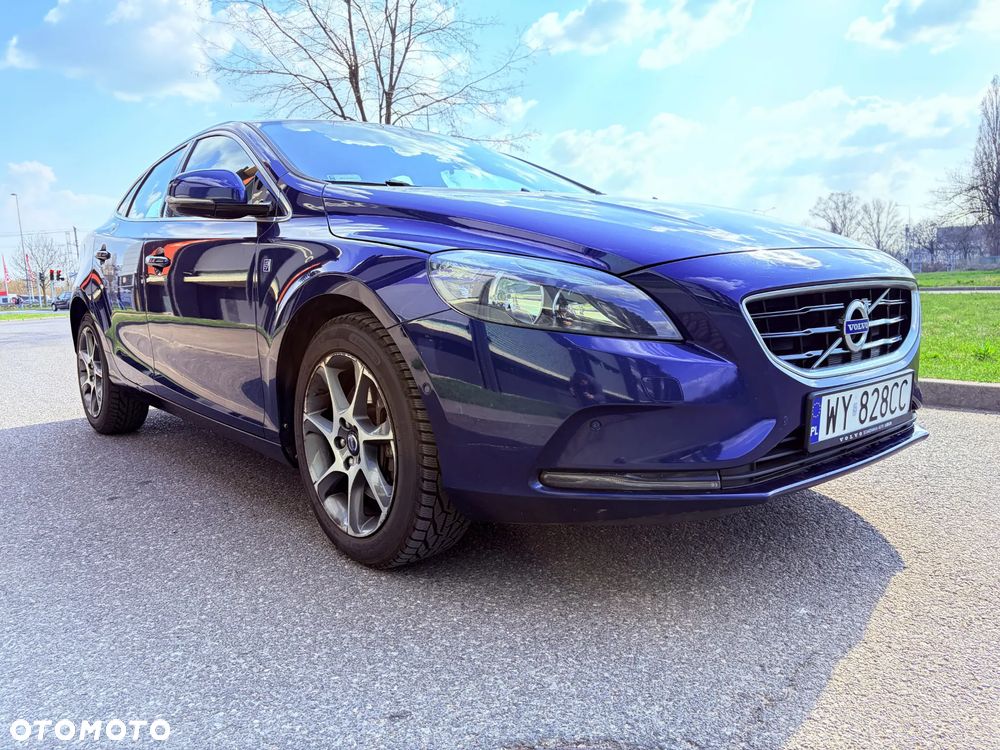 Volvo V40 T3 Drive-E Ocean Race - 3