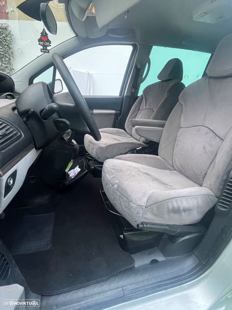 Citroën C8 2.0 HDi 16V Exclusive 7L. - 12