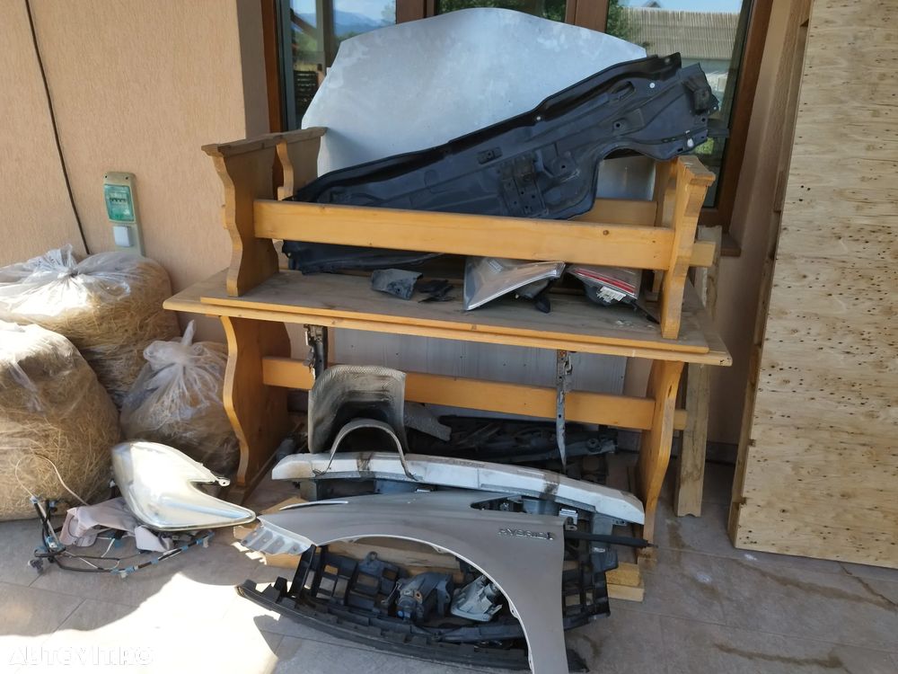 Dezmembrez Toyota Prius 3 - 11