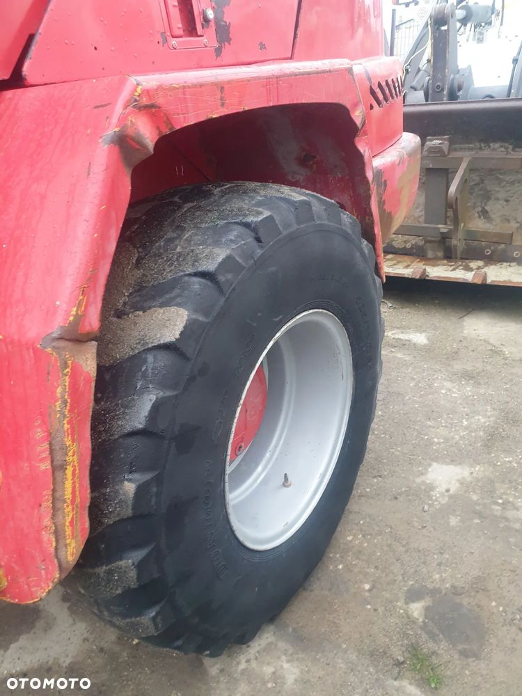 Caterpillar 908 - 22