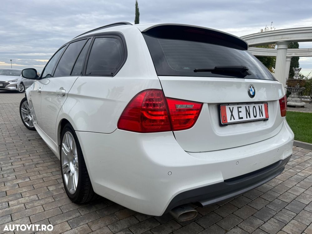BMW Seria 3 320d DPF Touring Aut. Edition Exclusive - 2