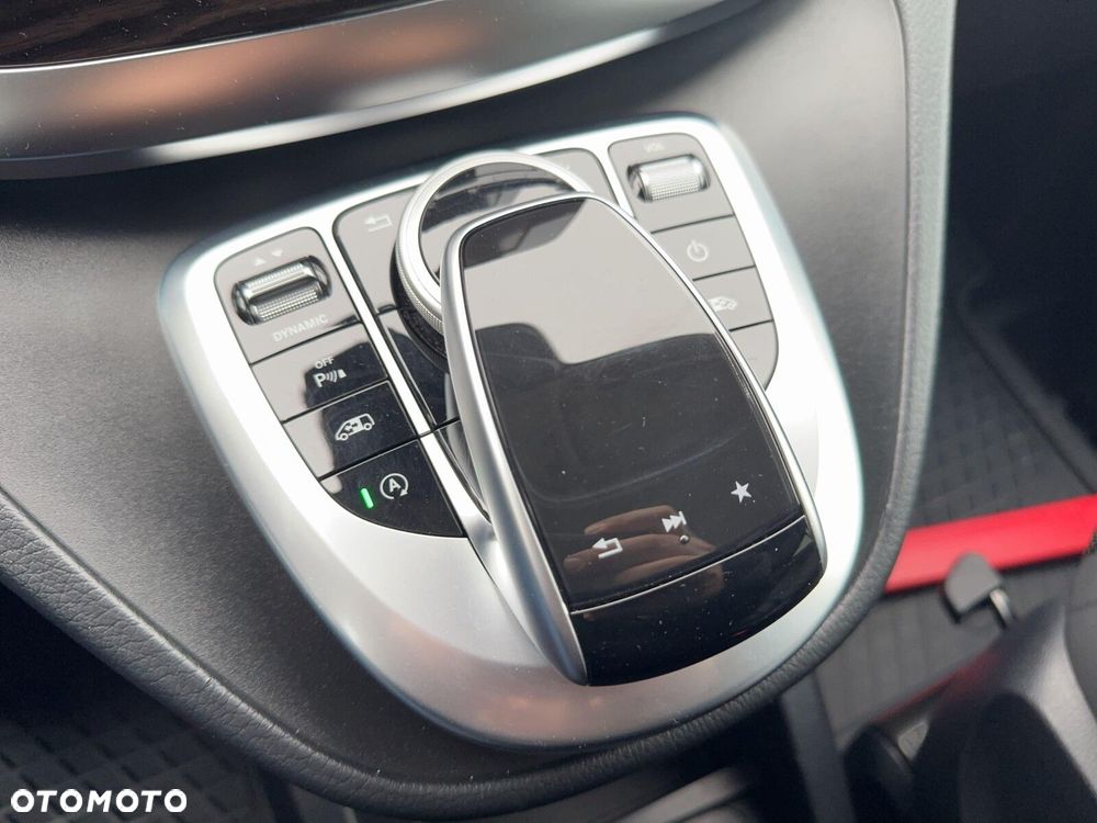 Mercedes-Benz Klasa V 250 (BlueTEC) d Avantgarde 7G-Tronic (d³ugi) - 21