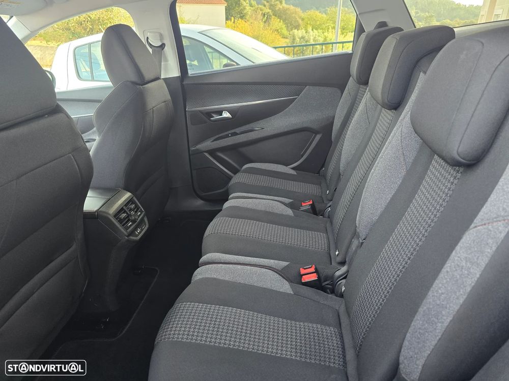 Peugeot 5008 1.6 BlueHDi Active - 25