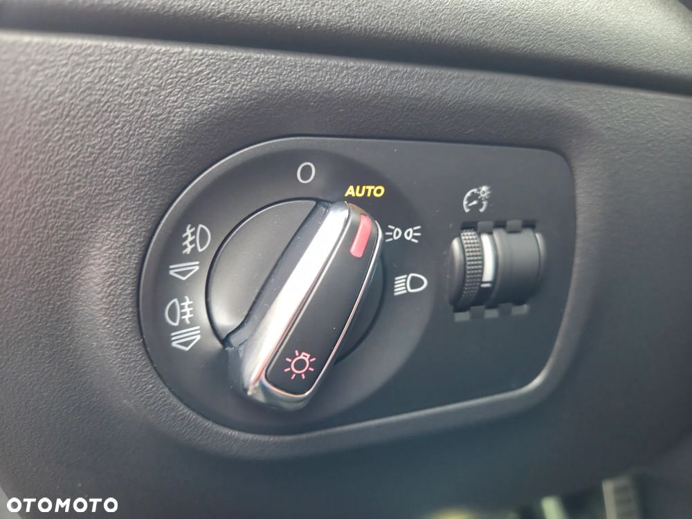 Audi TT Coupé 2.0 TDI quattro - 17