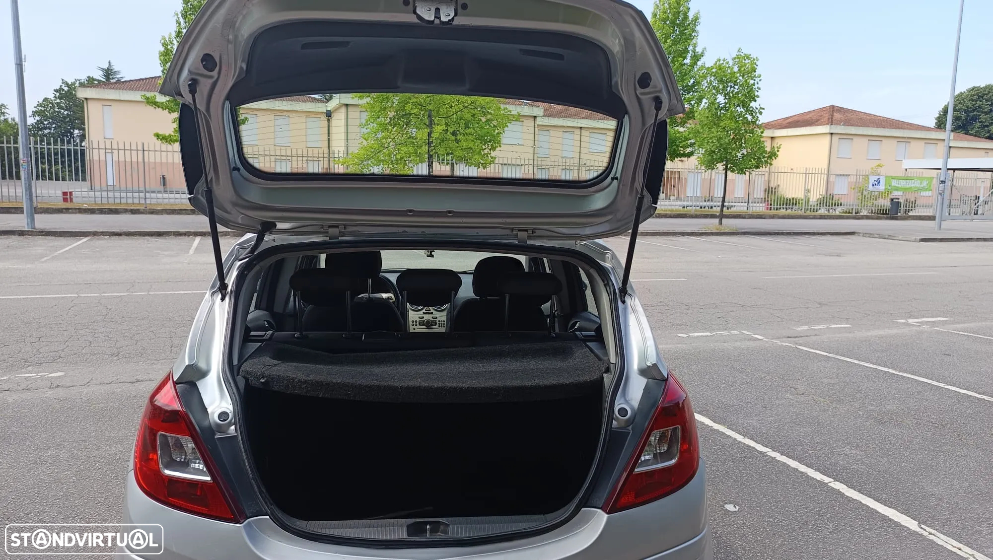 Opel Corsa - 10