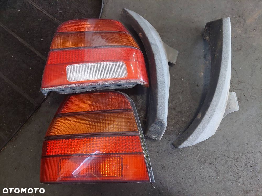 KOMPLETNY TYŁ KLAPA BAGAŻNIKA ZDERZAK TYŁ LAMPY VOLKSWAGEN POLO II HB 3D - 3