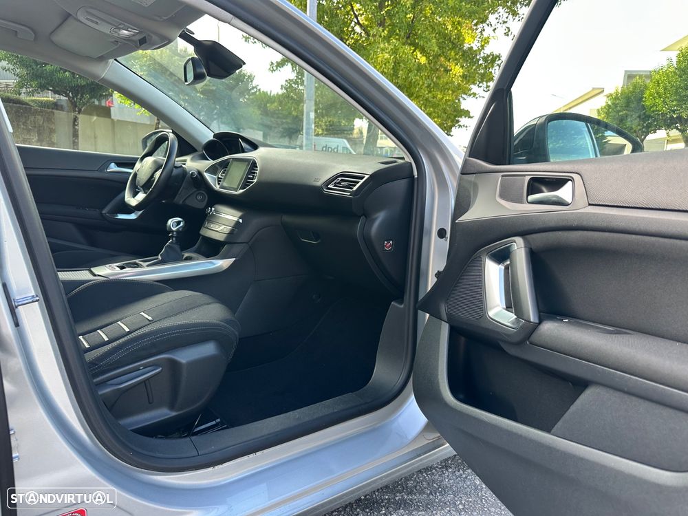Peugeot 308 e-HDi FAP 115 Stop&Start Allure - 31