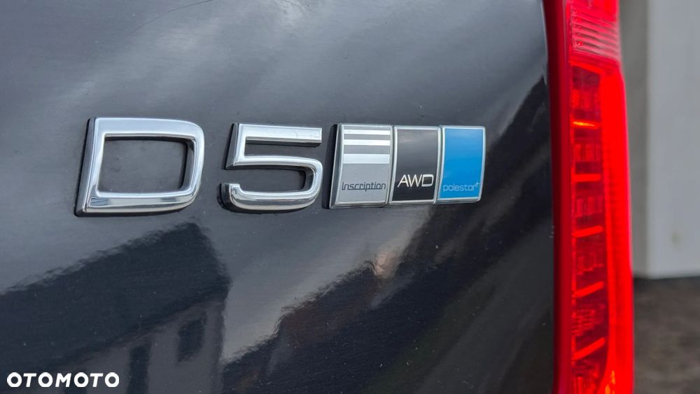 Volvo XC 90 D5 SCR AWD Inscription 7os - 9