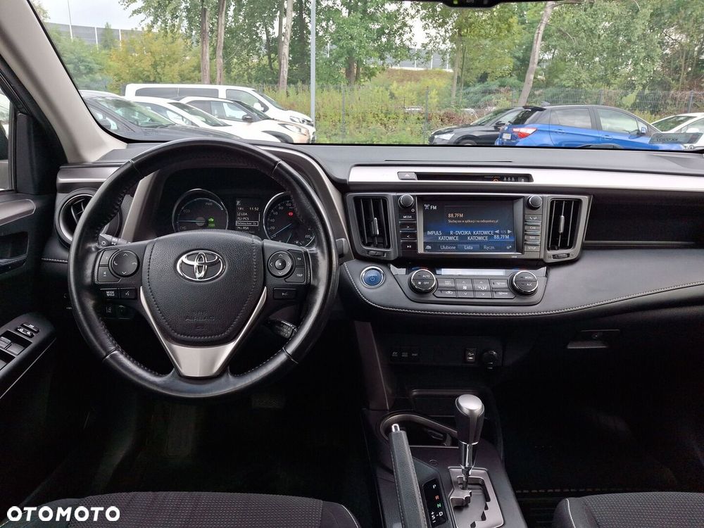 Toyota RAV4 Hybrid Premium 4x4 - 6