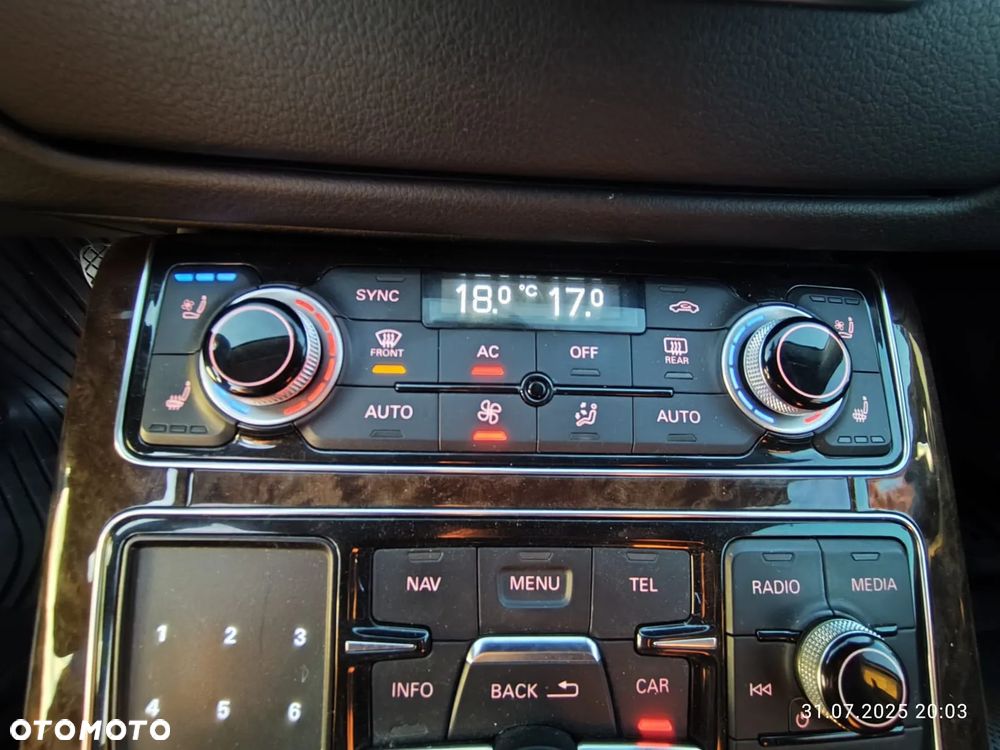 Audi A8 4.2 FSI Quattro - 9