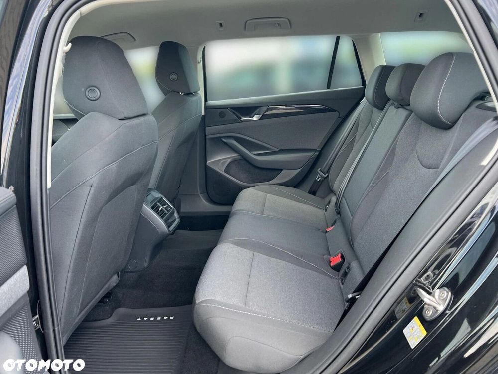 Volkswagen Passat 1.5 TSI ACT mHEV Trend DSG - 27