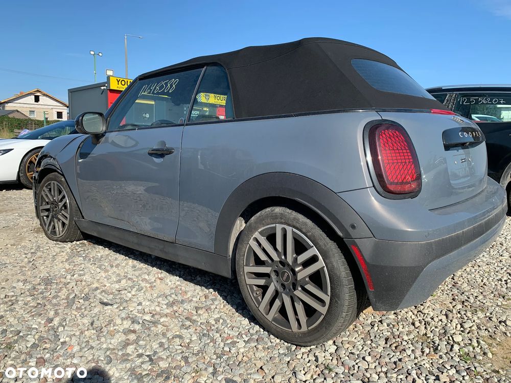 MINI Cooper C Favoured Trim - 5