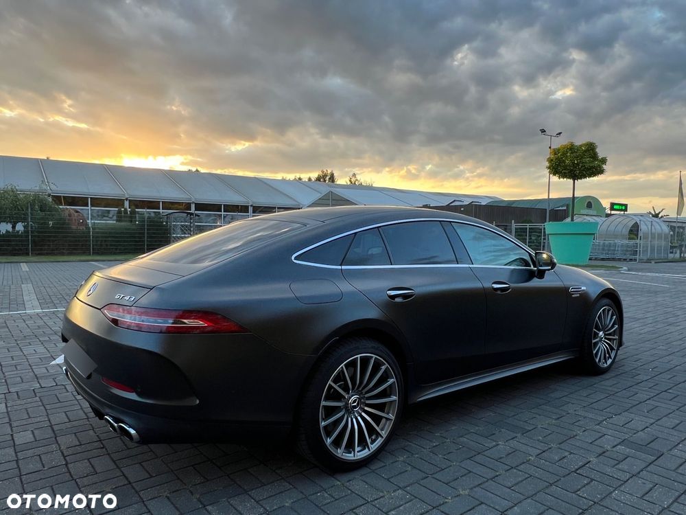 Mercedes-Benz AMG GT 43 4-Matic+ - 33