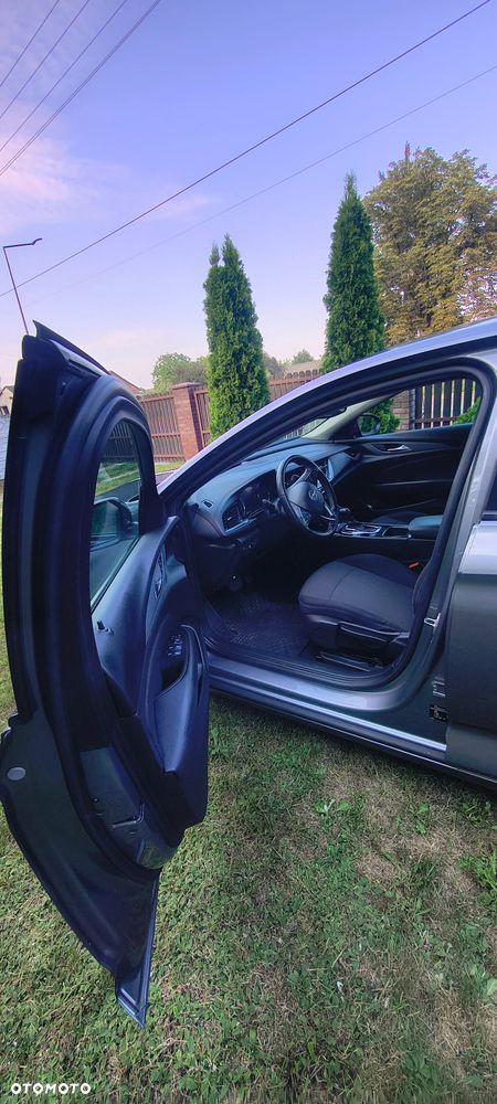 Opel Insignia 1.5 T Enjoy S&S - 8