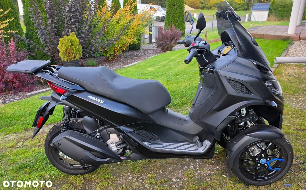 Piaggio MP-3 - 8