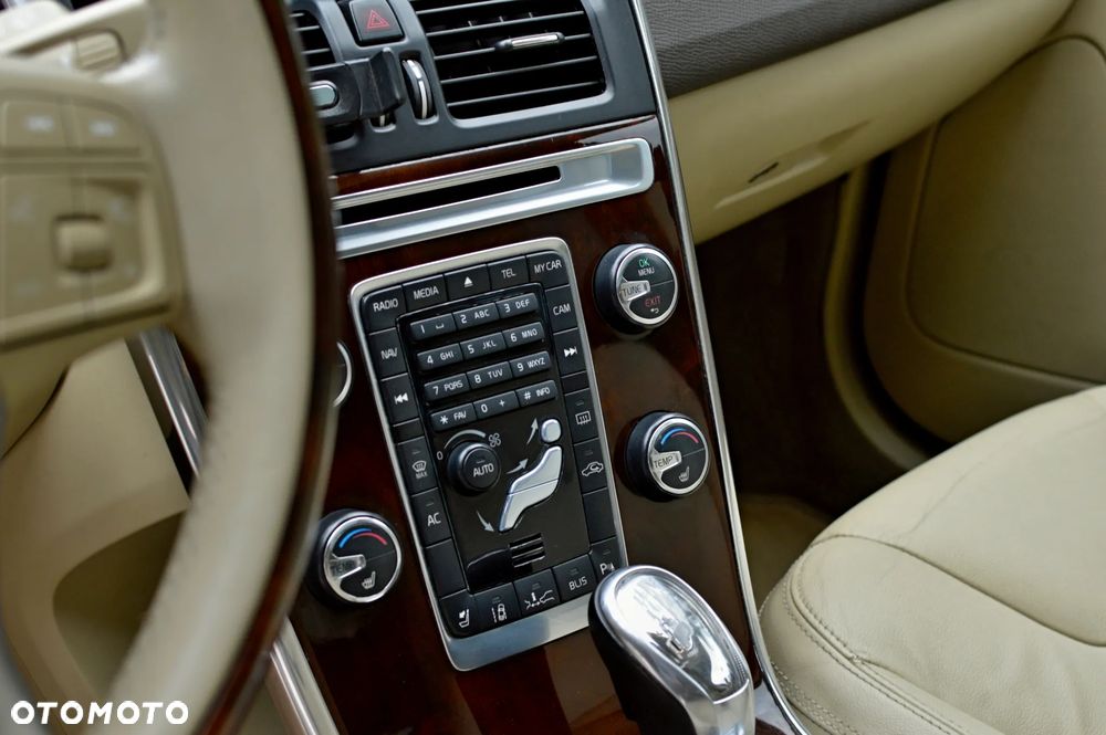 Volvo XC 60 - 18