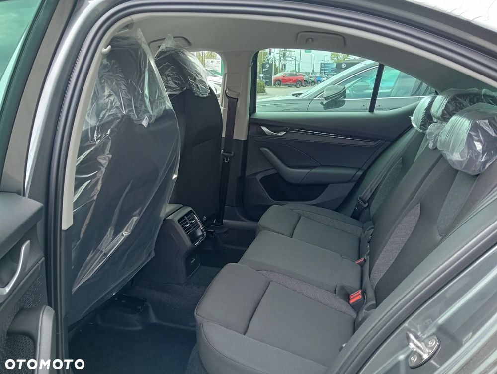 Skoda Octavia 1.5 TSI Edition 130 Essence - 5