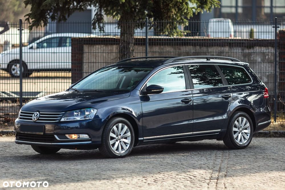 Volkswagen Passat 2.0 Blue TDI SCR Comfortline - 5