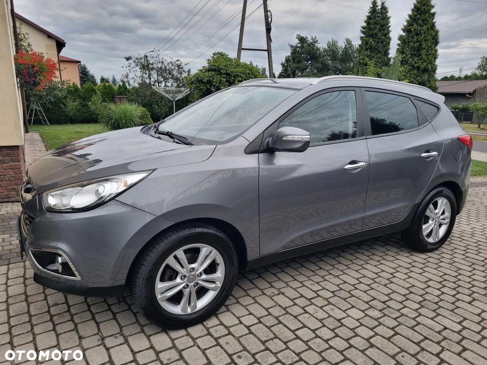 Hyundai ix35 2.0 CRDi 4WD Fifa World Cup Gold Edition - 1