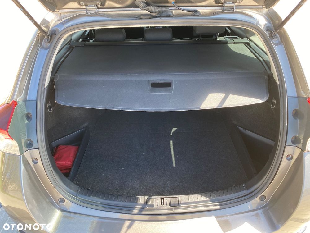 Toyota Auris 1.6 Premium - 31