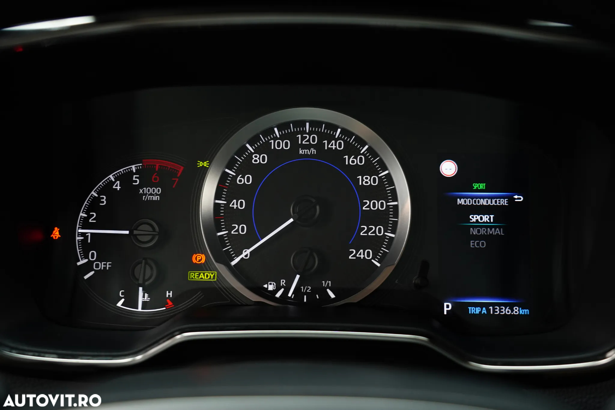 Toyota Corolla 1.8 HSD Dynamic - 25