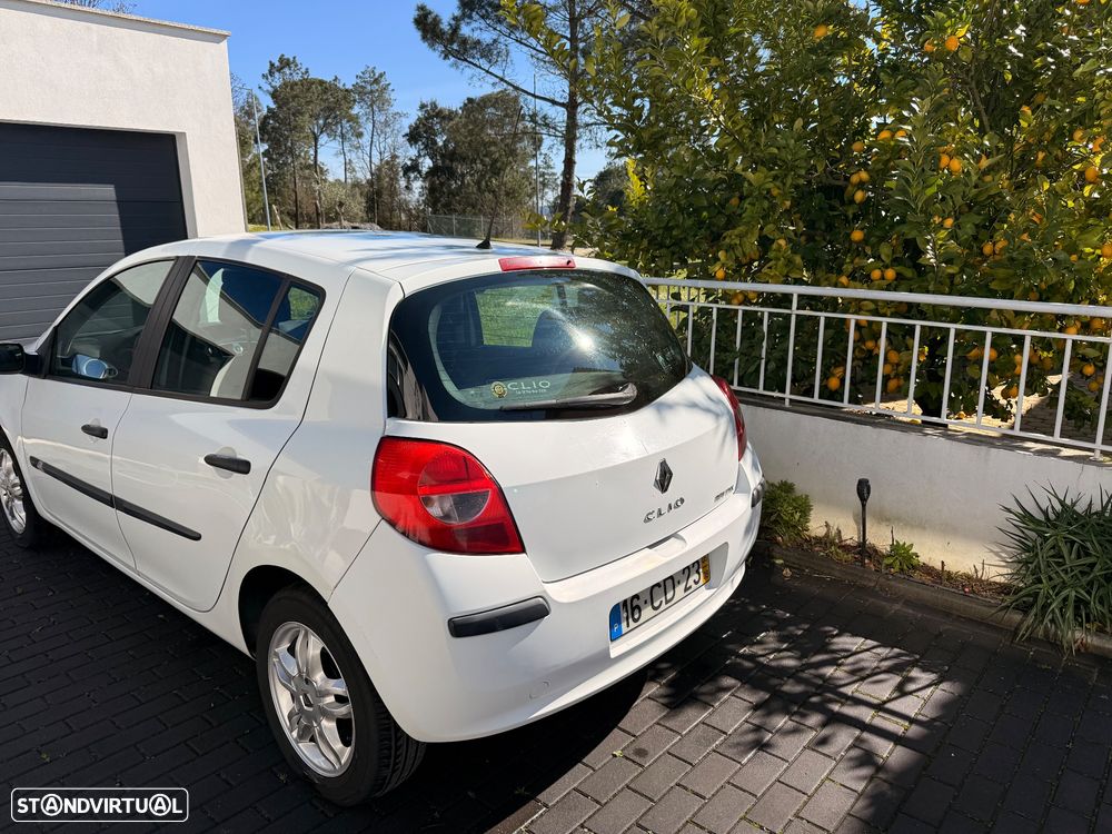 Renault Clio 1.5 dCi Confort - 1