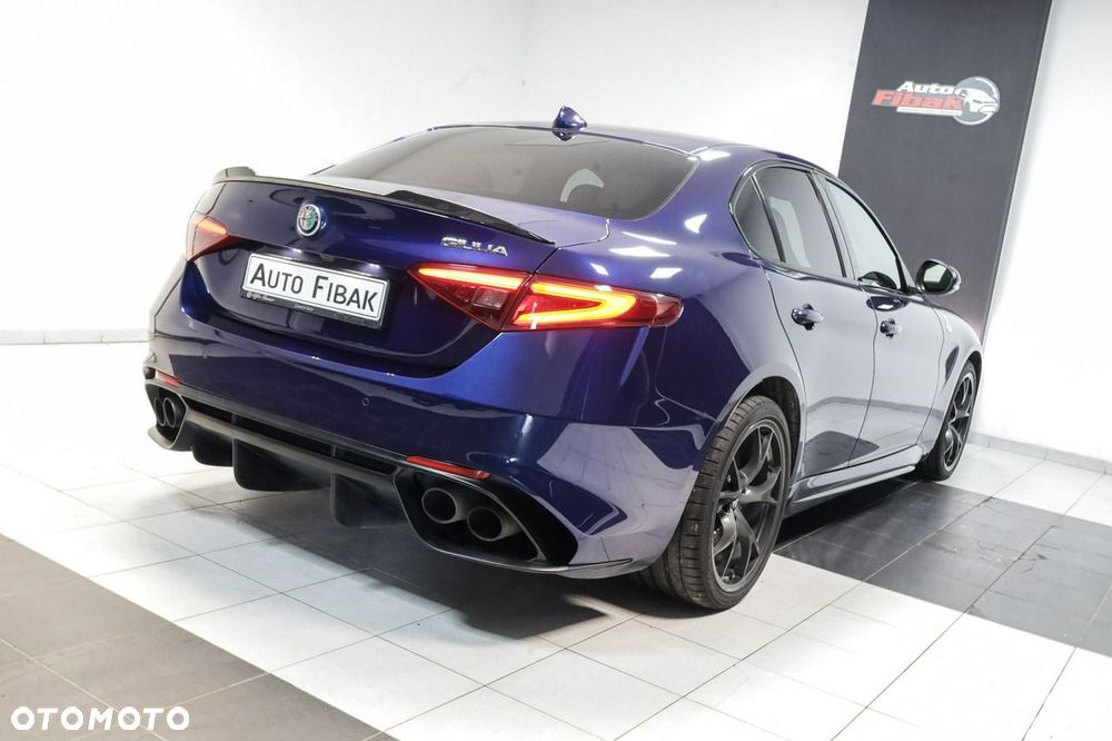 Alfa Romeo Giulia - 7